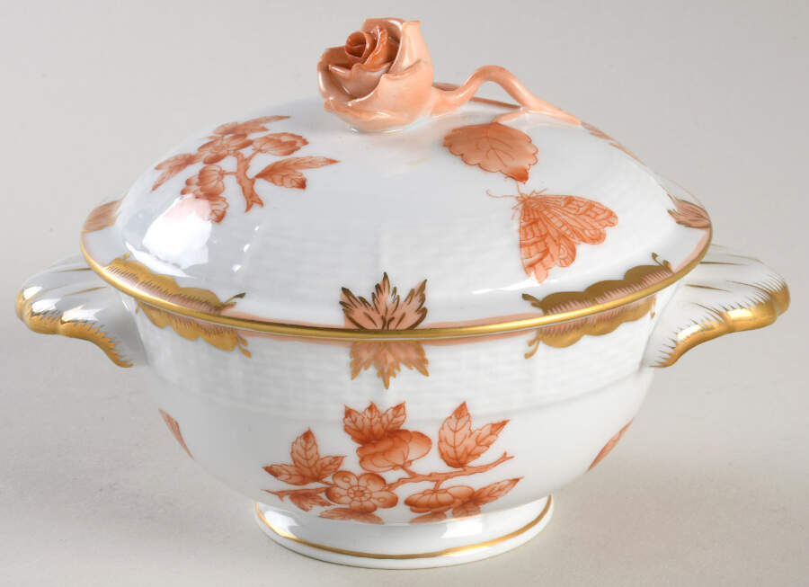 Fortuna (Vboh) Footed Bouillon Cup with Lid by Herend-1