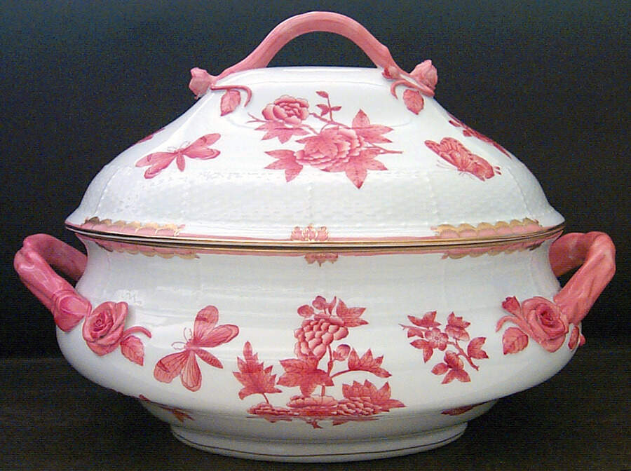 Fortuna (Vboh) Tureen &  Lid by Herend-1