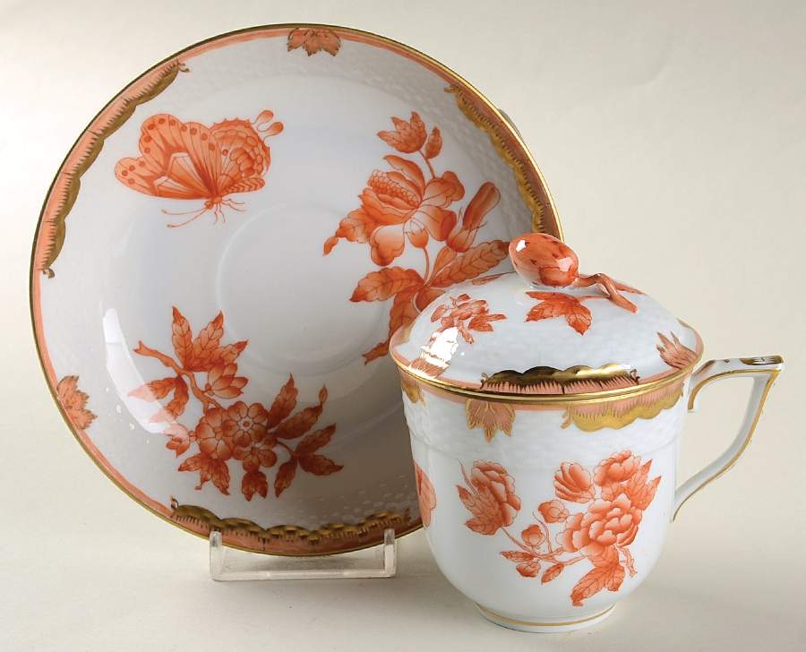 Fortuna (Vboh) Flat Cup & Saucer Set with Lid by Herend-1