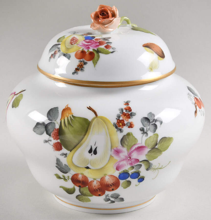 Fruits & Flowers (BFR) Medium Ginger Jar & Lid by Herend-1