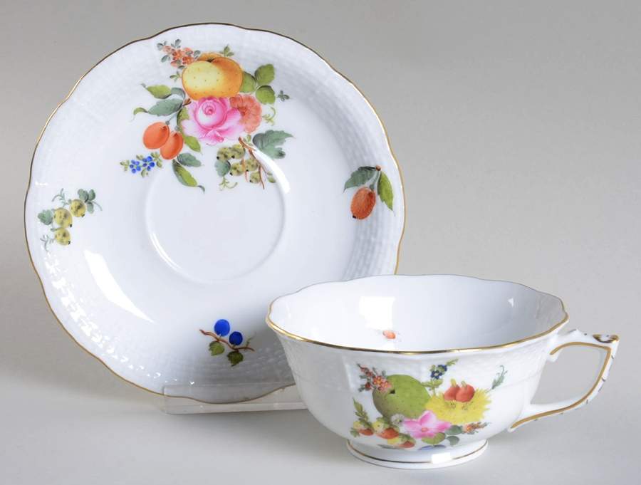 Fruits & Flowers (BFR) Flat Cup & Saucer Set by Herend-1