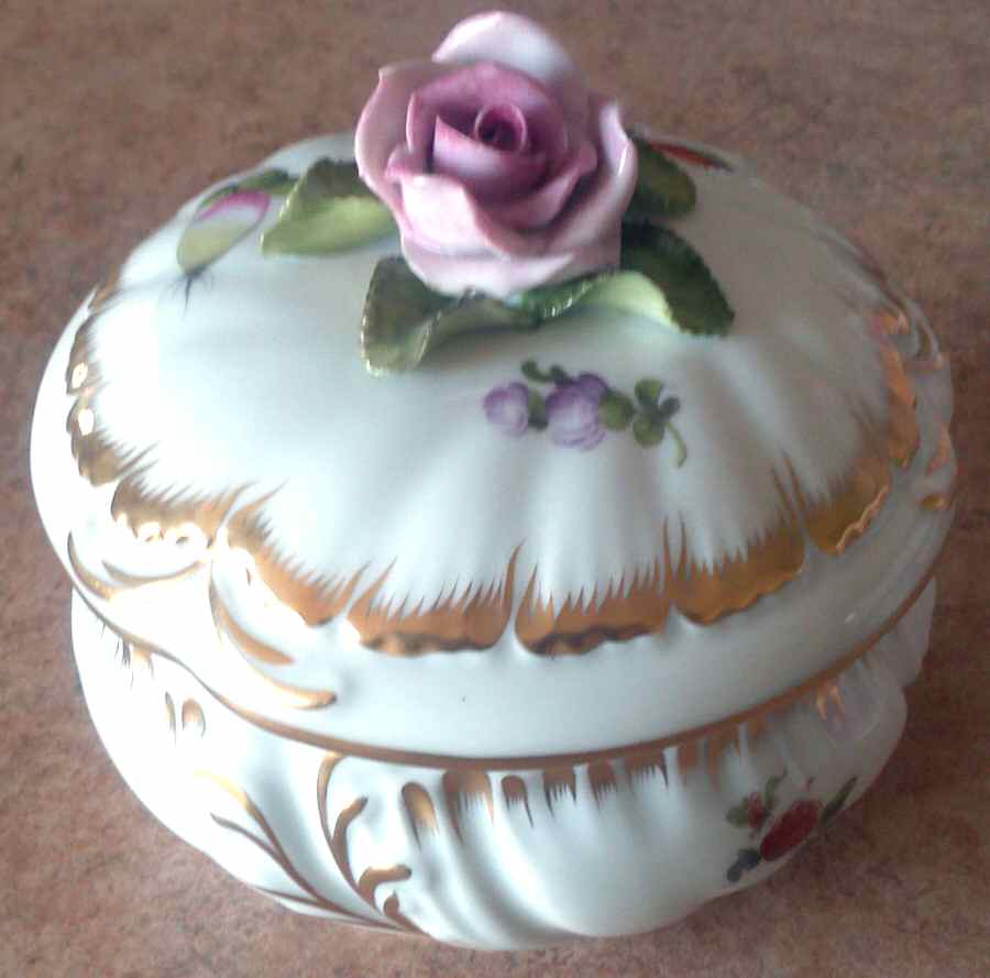 Fruits & Flowers (BFR) Small Candy Box by Herend-1