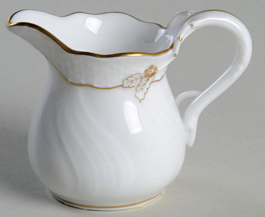 Golden Edge Newer (HDE) Individual Creamer by Herend-1