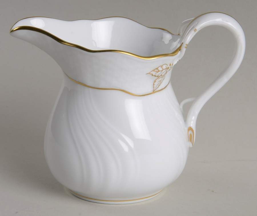Golden Edge Newer (HDE) Creamer by Herend-1