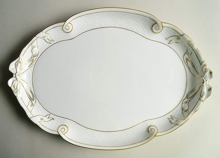 Golden Edge Newer (HDE) 15" Oval Tray by Herend-1