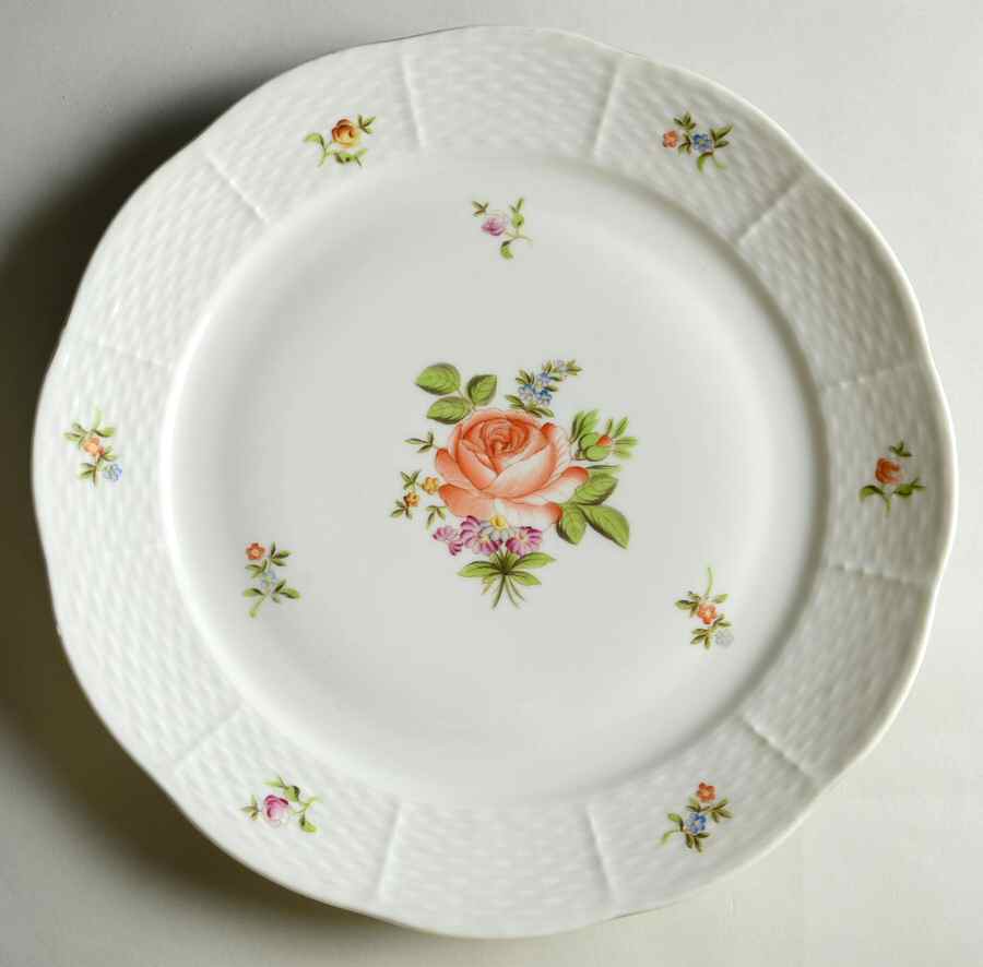 HER5 Dinner Plate by Herend-1