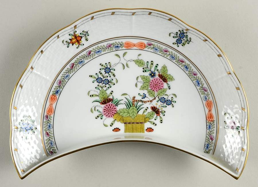 Indian Basket Muliticolor (FD) Crescent Salad Plate by Herend-1