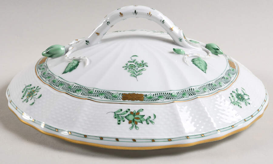 Indian Basket Green (FV) Lid for Round Vegetable by Herend-1