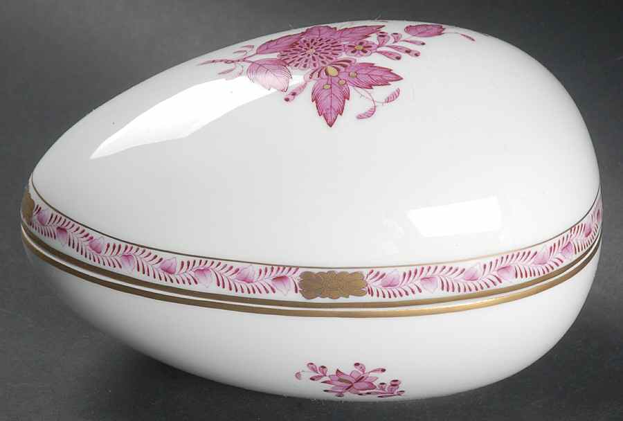 Indian Basket Raspberry (P) Large Egg Box & Lid by Herend-1