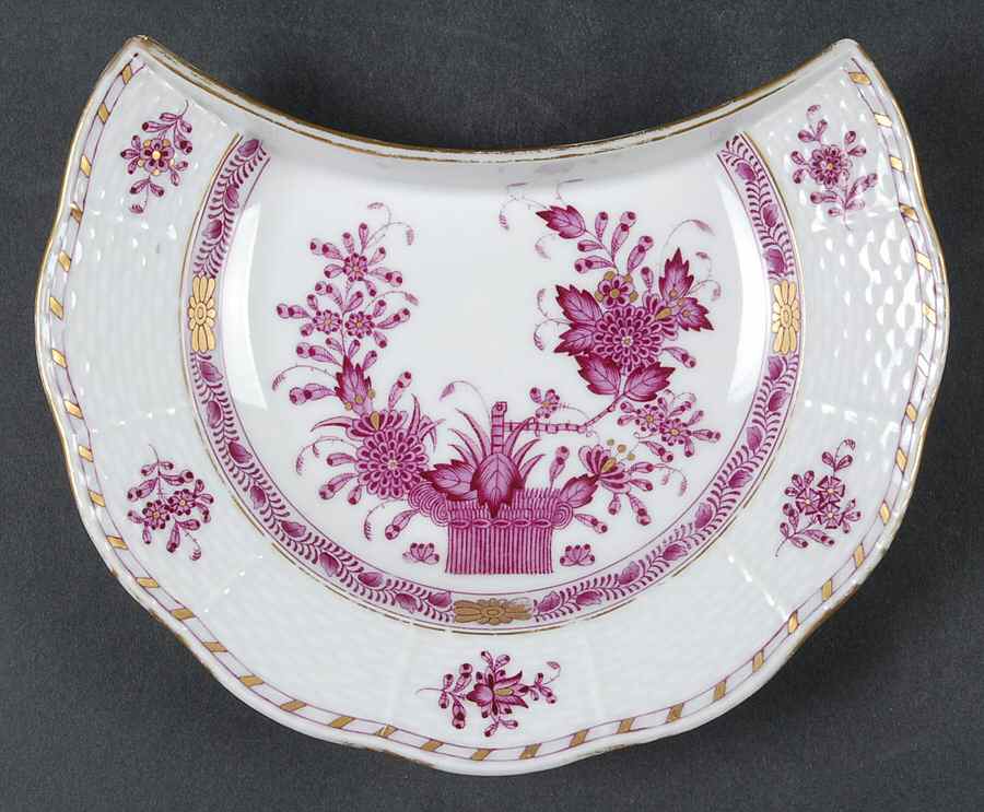 Indian Basket Raspberry (P) Crescent Salad Plate by Herend-1