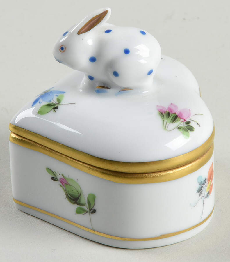 Kimberly (MF) Heart Shape Box & Lid by Herend-1