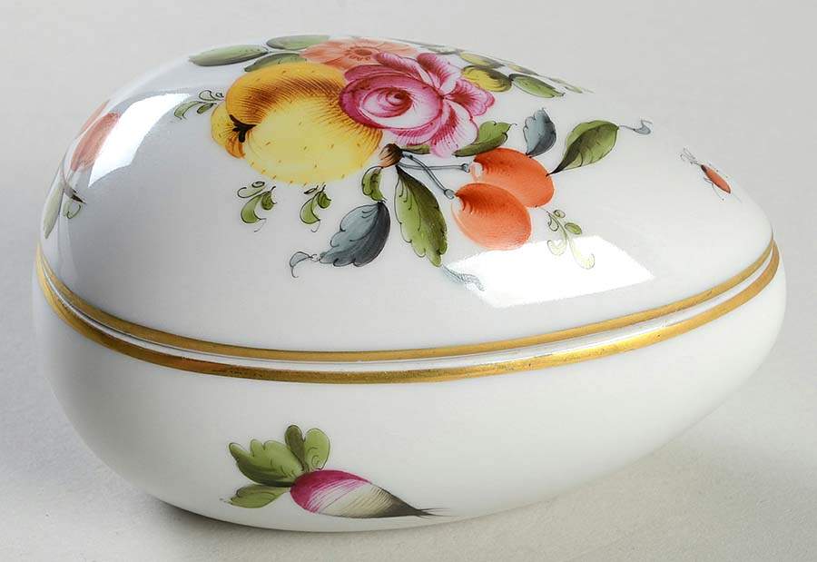 Market Garden (FR) Large Egg Box & Lid by Herend-1