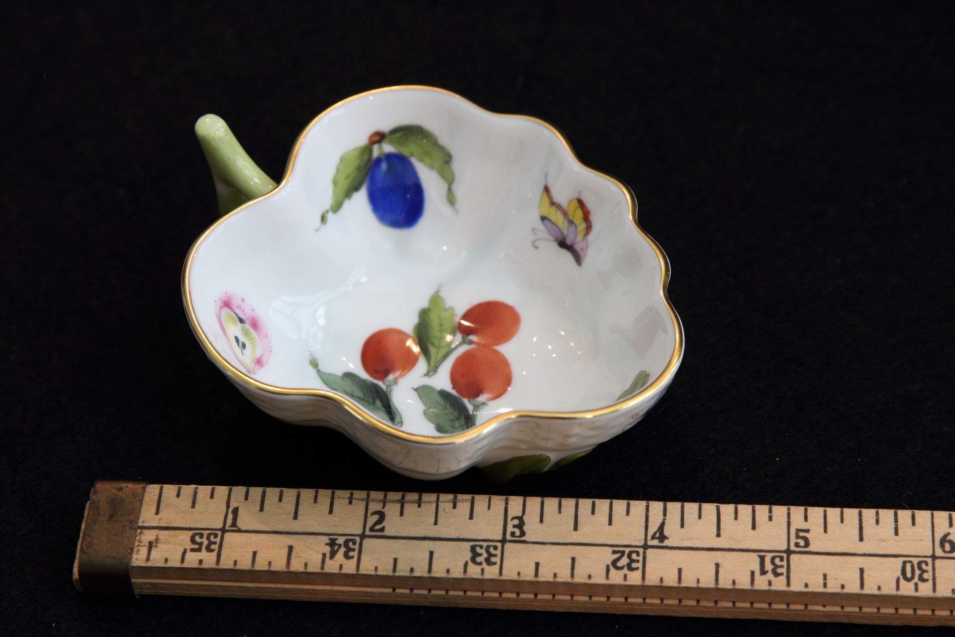 Market Garden (FR) Small Deep Leaf Dish by Herend-1
