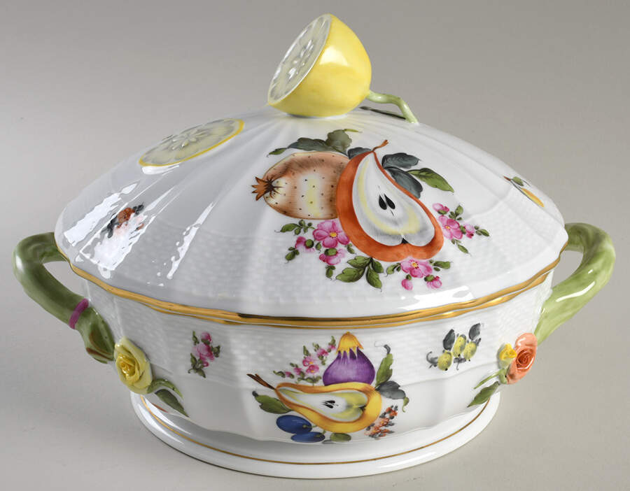 Market Garden (FR) Round Covered Vegetable by Herend-1