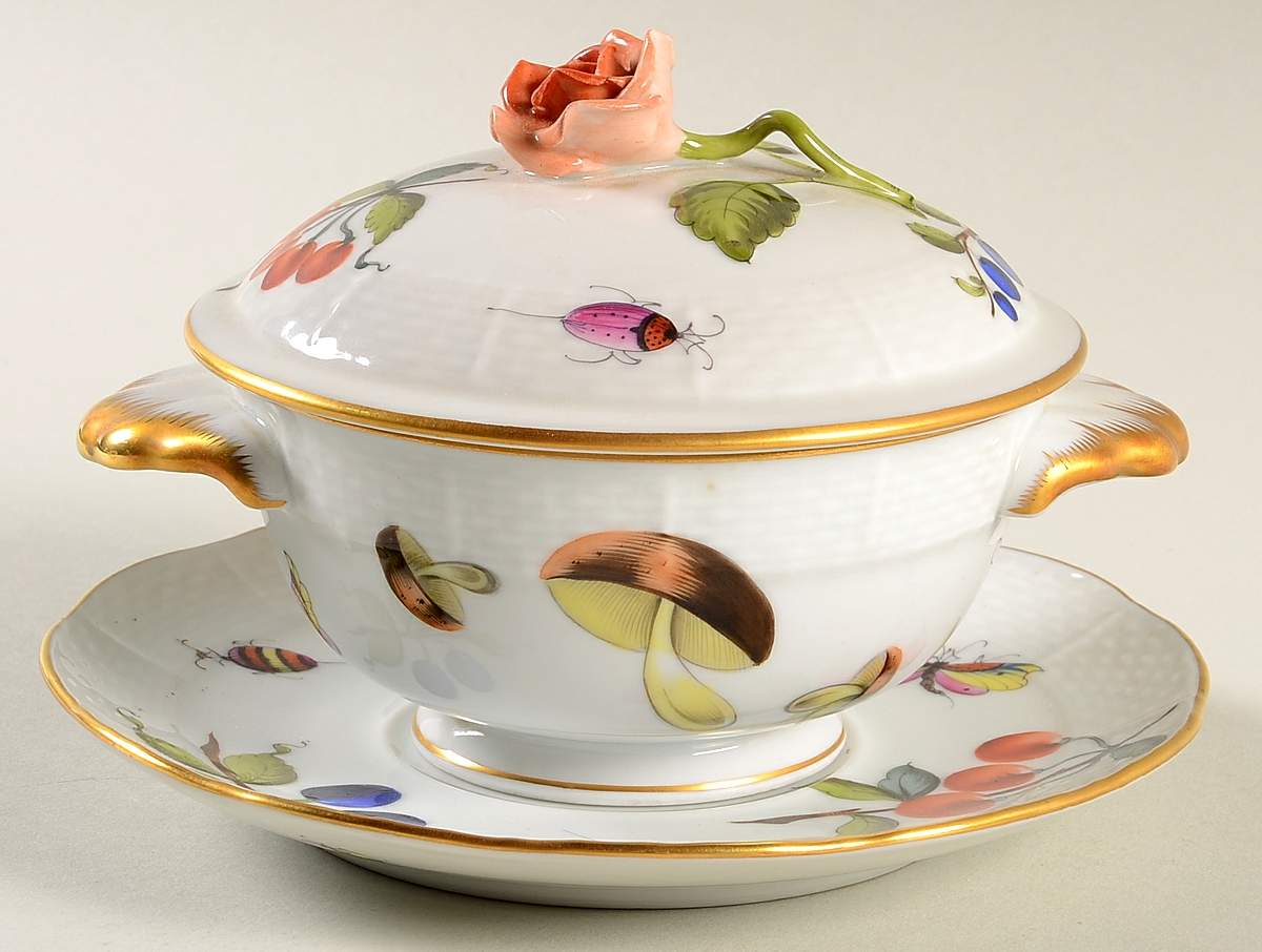 Market Garden (FR) Bouillon Soup and Saucer with Lid by Herend-1
