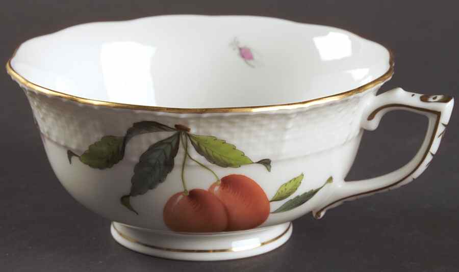 Market Garden (FR) Footed Cup by Herend-1