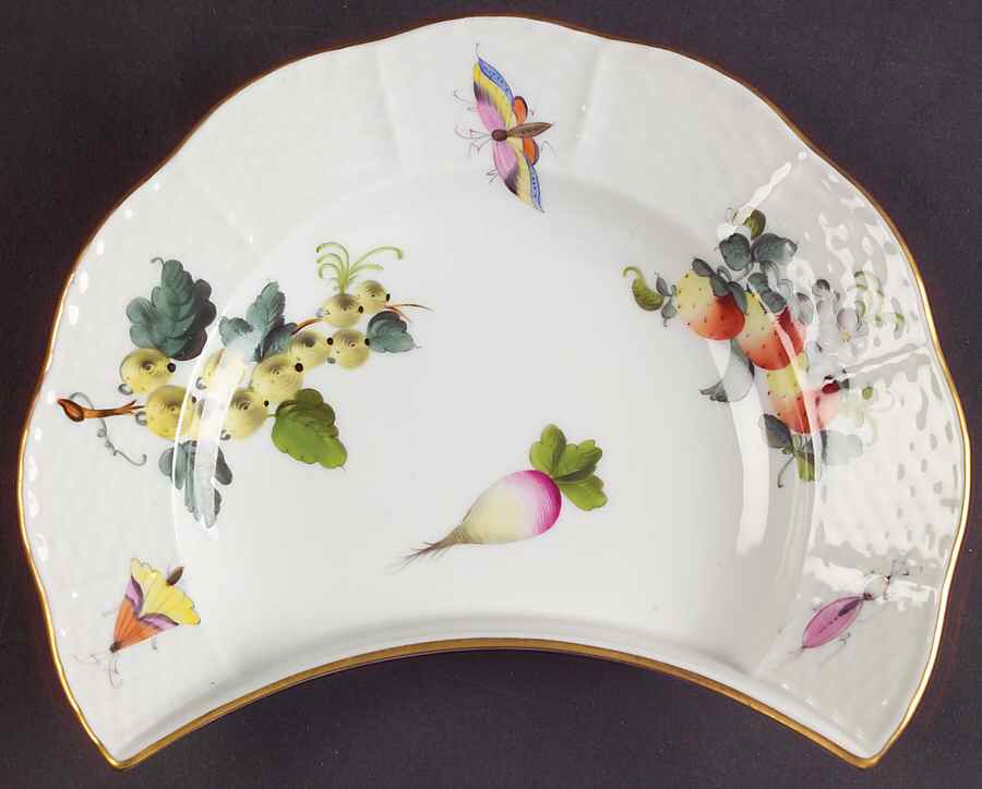 Market Garden (FR) Crescent Salad Plate by Herend-1