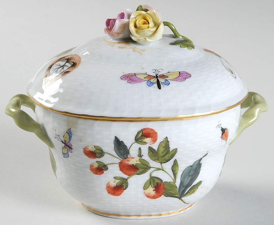 Market Garden (FR) 4" Oval Bon Bon & Lid by Herend-1