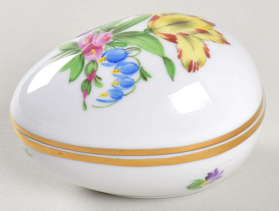 Printemps (BT) 2" Egg Box & Lid by Herend-1