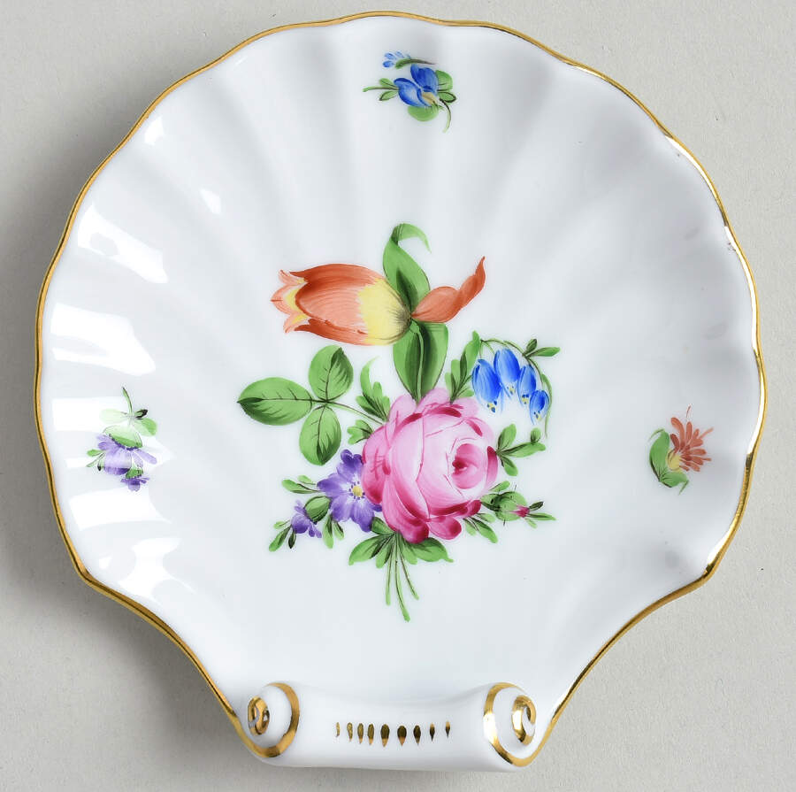 Printemps (BT) Small Shell Shaped Dish by Herend-1