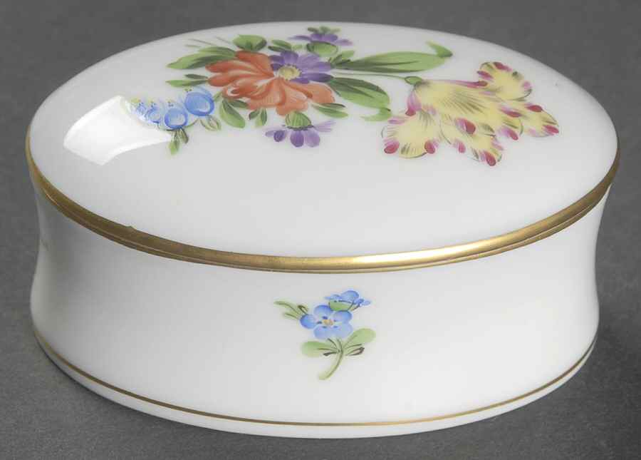 Printemps (BT) Oval Box & Lid by Herend-1