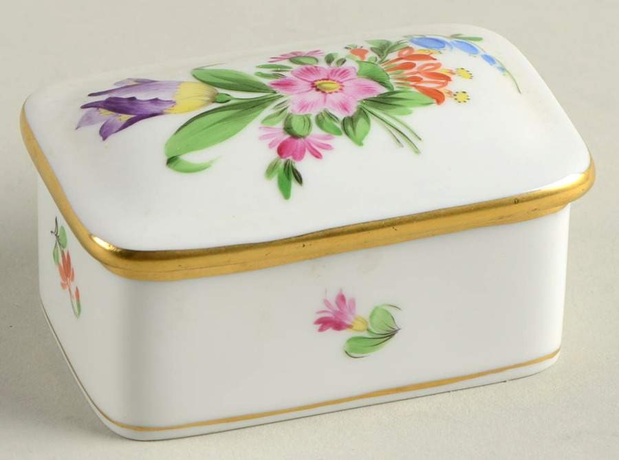 Printemps (BT) Trinket Box & Lid by Herend-1