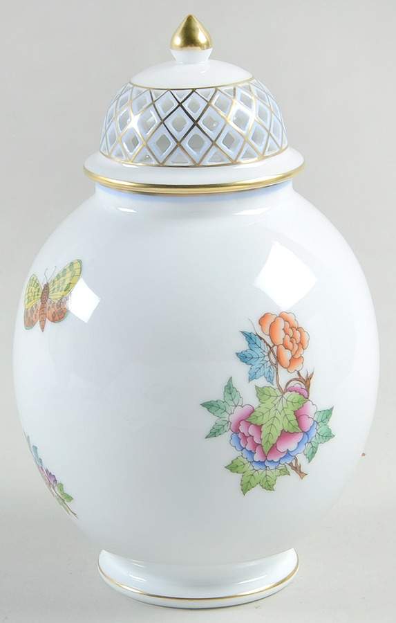 Queen Victoria (Green Border) Vase/Urn with Lid by Herend-1