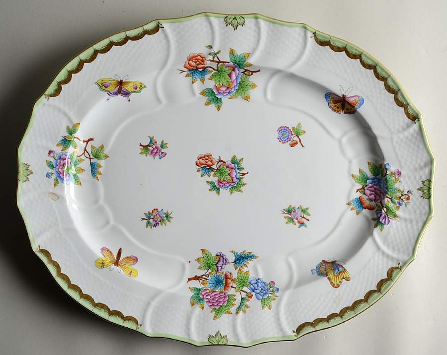 Queen Victoria (Green Border) 18" Oval Serving Platter by Herend-1