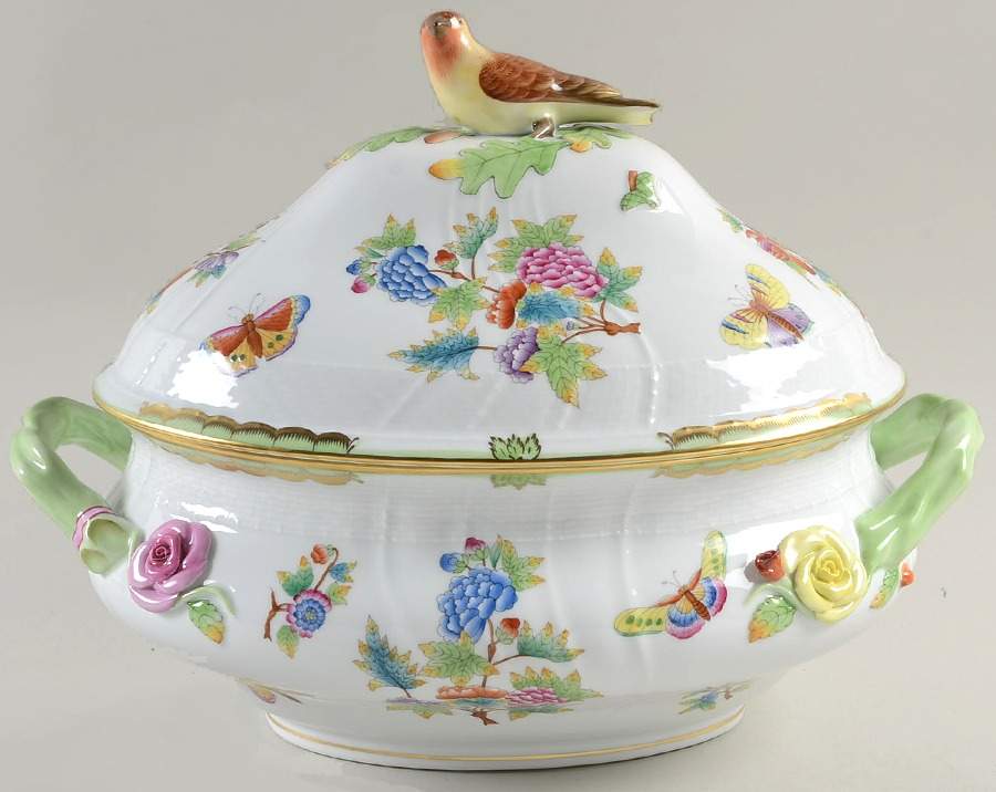 Queen Victoria (Green Border) Tureen & Lid by Herend-1
