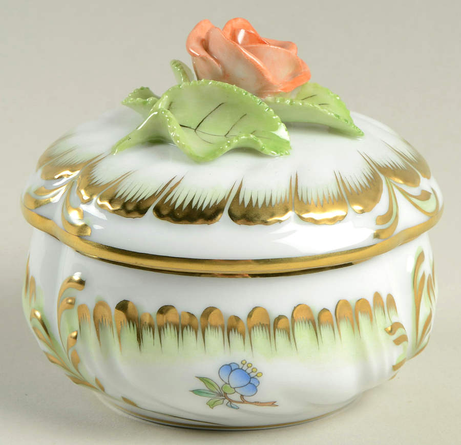 Queen Victoria (Green Border) Bon Bon & Lid by Herend-1