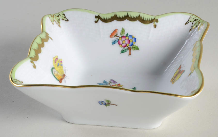 Queen Victoria (Green Border) Square Fruit/Dessert (Sauce) Bowl by Herend-1