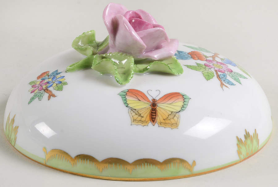 Queen Victoria (Green Border) Lid for Bon Bon by Herend-1