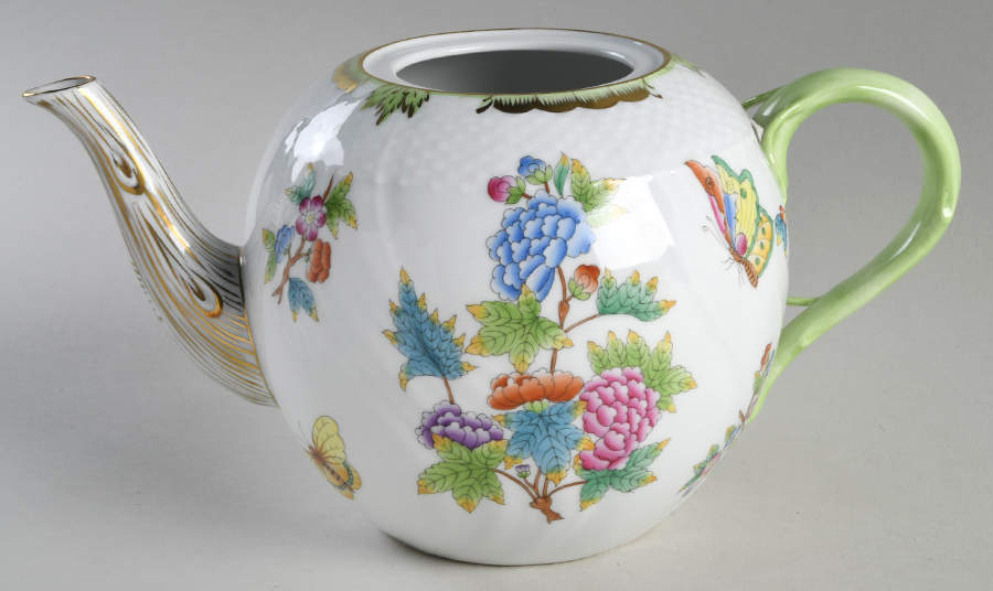 Queen Victoria (Green Border) Teapot No Lid by Herend-1