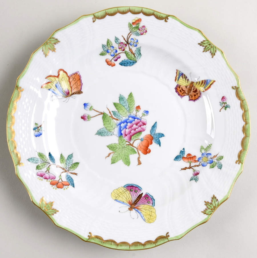 Queen Victoria (Green Border) Luncheon Plate by Herend-1