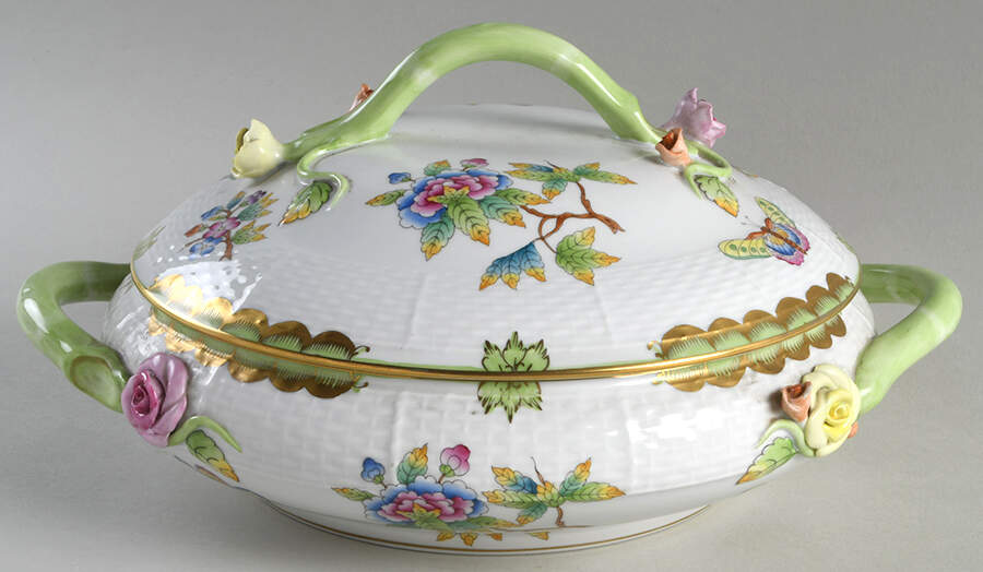 Queen Victoria (Green Border) Round Covered Vegetable by Herend-1