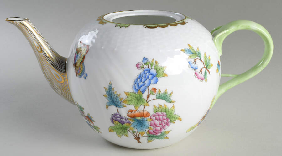 Queen Victoria (Green Border) Teapot No Lid by Herend-1