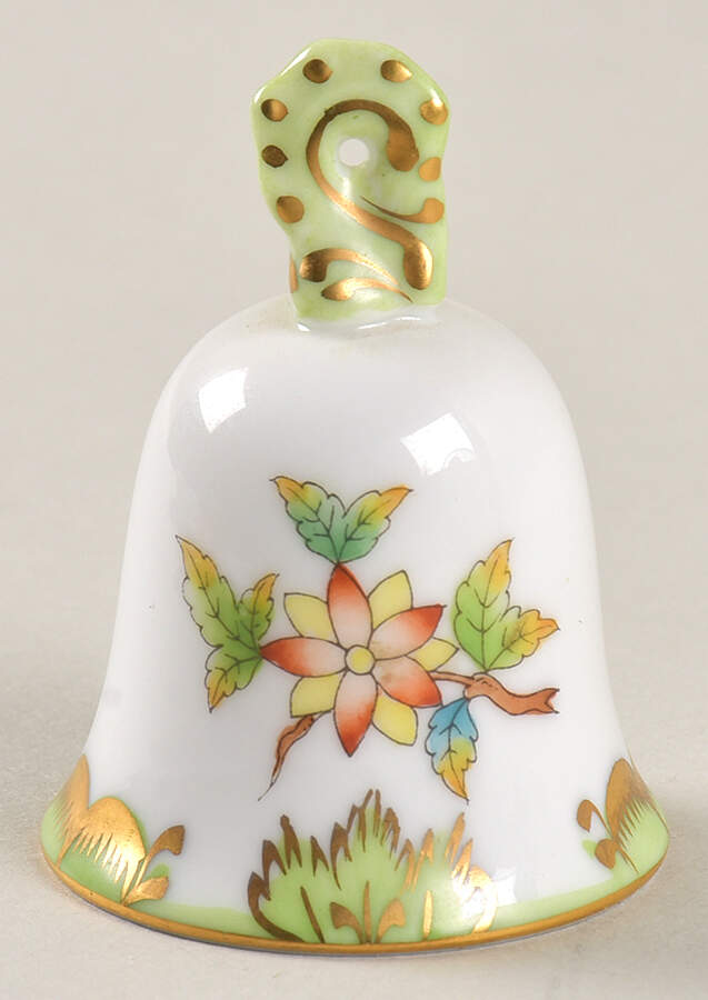 Queen Victoria (Green Border) Bell Ornament by Herend-1