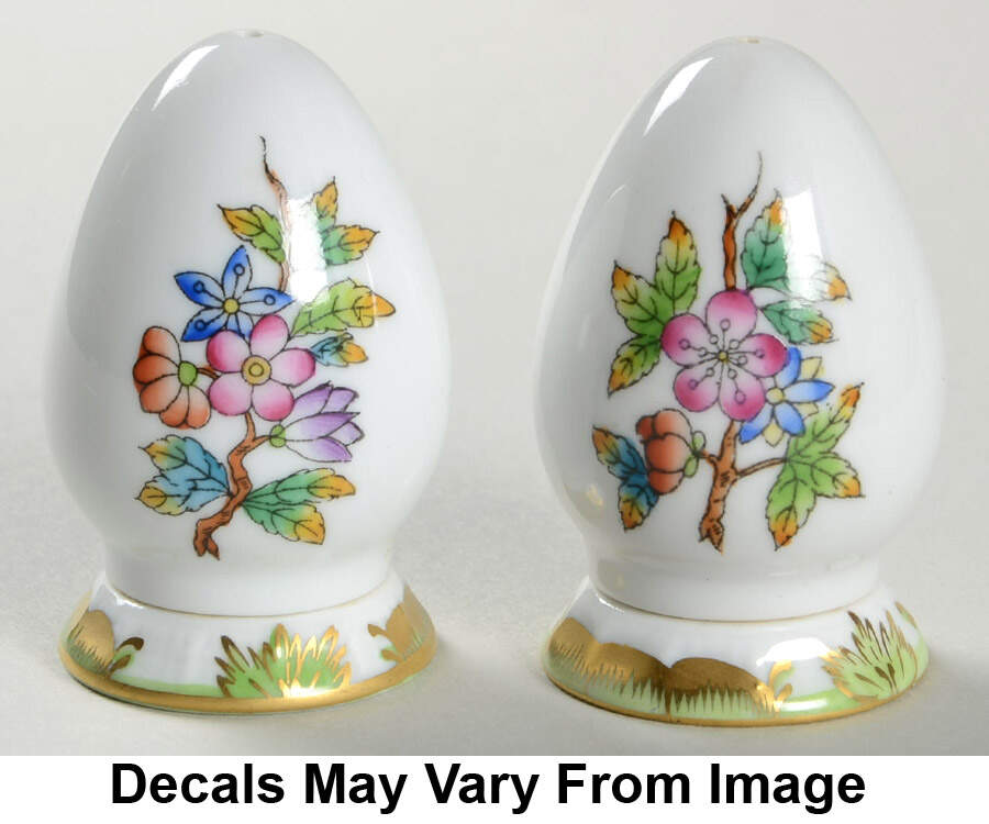 Queen Victoria (Green Border) Salt & Pepper Set with Ceramic Stoppers by Herend-1