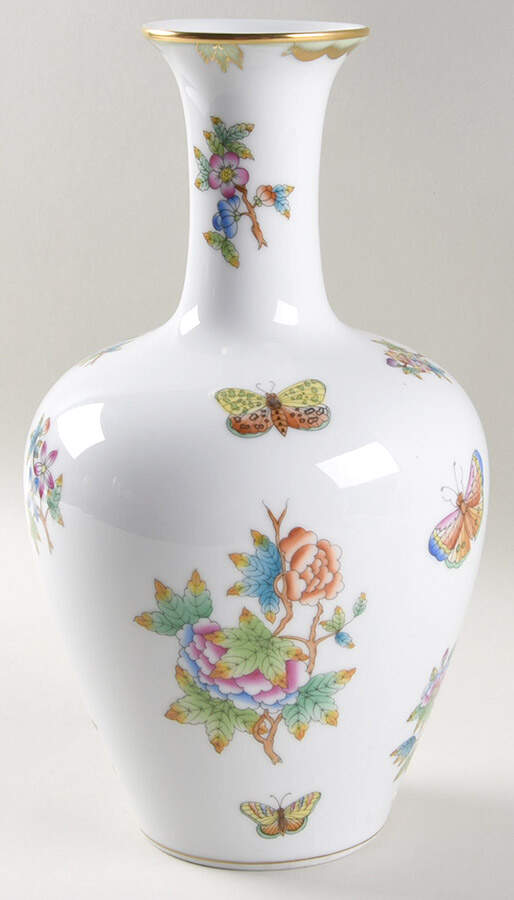 Queen Victoria (Green Border) 10" Vase by Herend-1