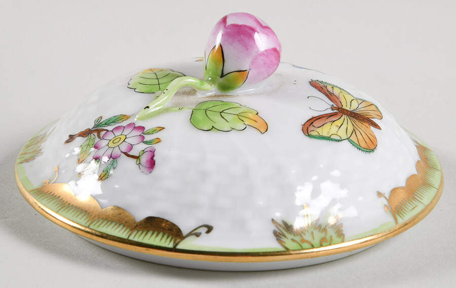 Queen Victoria (Green Border) Lid for Cream Soup Bowl by Herend-1