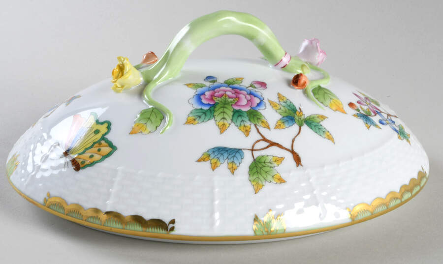 Queen Victoria (Green Border) Lid for Oval Vegetable by Herend-1