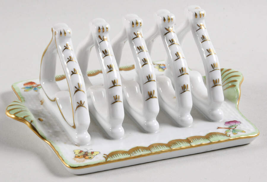 Queen Victoria (Green Border) Toast Server by Herend-1