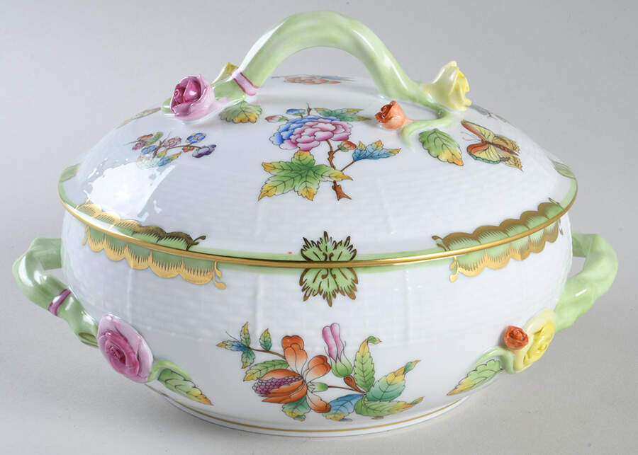 Queen Victoria (Green Border) Bean Pot & Lid by Herend-1