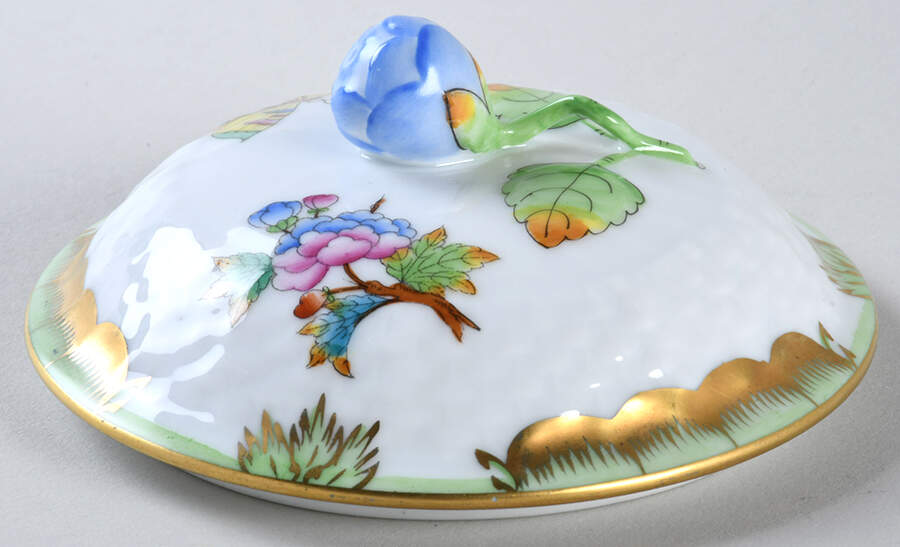 Queen Victoria (Green Border) Lid for Cream Soup Bowl by Herend-1