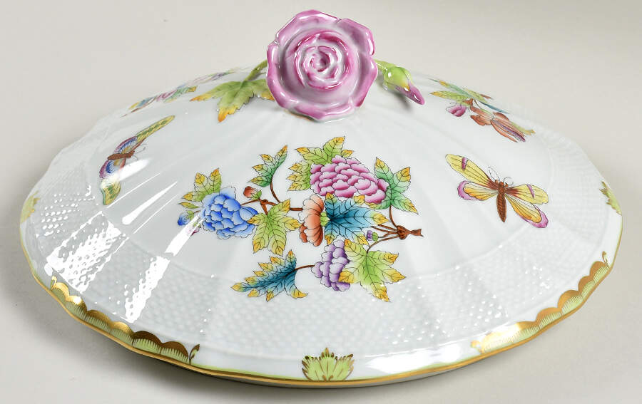 Queen Victoria (Green Border) Lid for 4 Qt Tureen by Herend-1