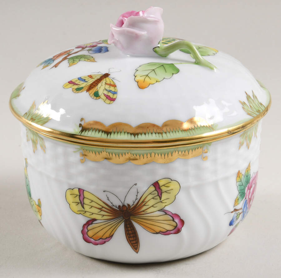 Queen Victoria (Green Border) Sugar Bowl & Lid by Herend-1