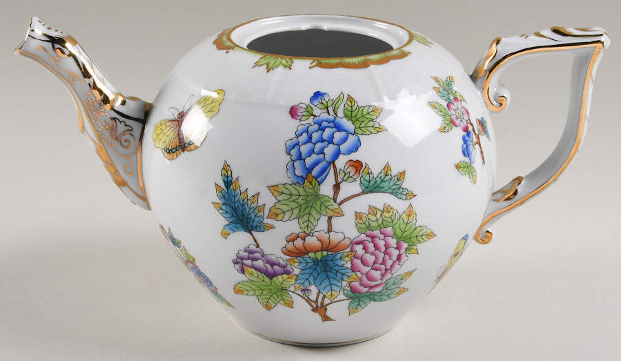 Queen Victoria (Green Border) Teapot No Lid by Herend-1