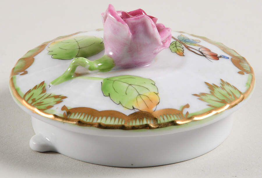 Queen Victoria (Green Border) Lid for Teapot by Herend-1