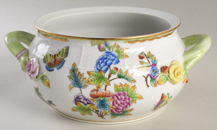 Queen Victoria (Green Border) Bean Pot No Lid by Herend-1