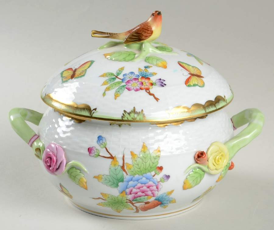 Queen Victoria (Green Border) Bean Pot & Lid by Herend-1